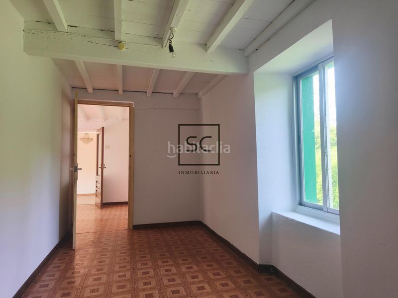 Foto c3627fdf-65cb-4bea-bd37-b89a7b4a971b. Casa amb aparcament a Cedeira
