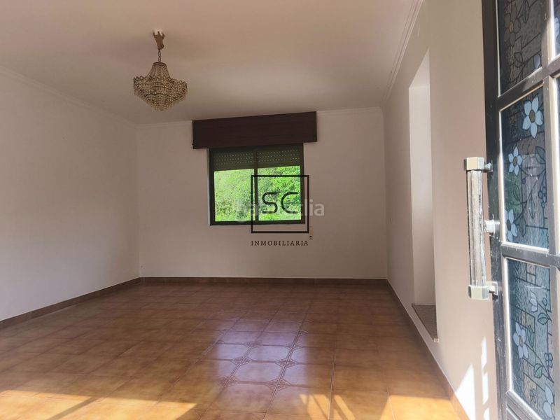 Foto d25d6fc7-039a-48f0-be67-d9c27995d549. Casa amb aparcament a Cedeira