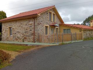 Country house in Cabanas. Casa de piedra en lavandeira, cabanas.