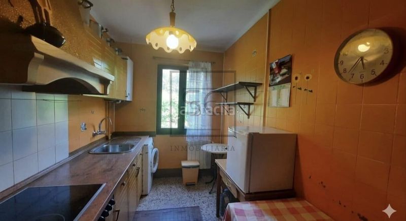 Foto fd348db3-d798-4d79-b916-8bf13ed2d075. Casa amb calefacció aparcament a Área Rural Ferrol