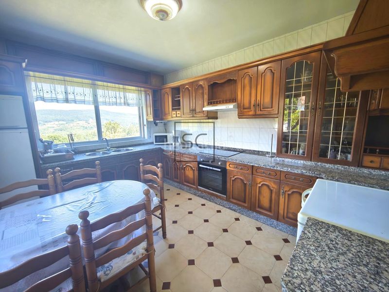 Foto 651379e6-92cc-4721-9143-5e3025323489. Casa amb aparcament a Sedes - Pedroso - Doso Narón