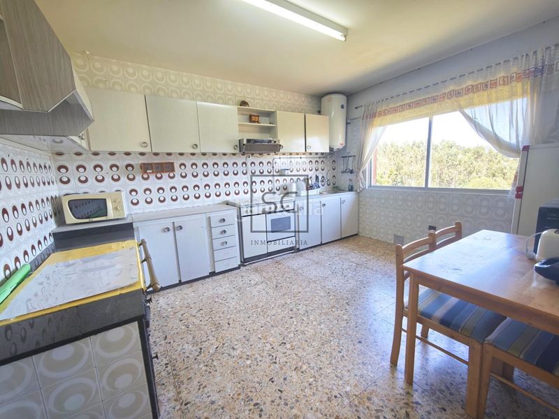 Foto b1415623-ea93-4874-a1d9-ef9fa16c61af. Casa amb aparcament a Sedes - Pedroso - Doso Narón