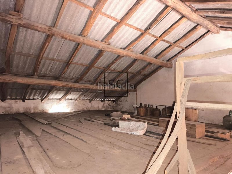 Foto 566481f8-8393-40af-835d-b838138725d3. Casa adossada amb aparcament a Neda