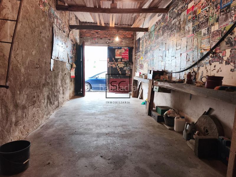 Foto bedb05ff-bf87-4659-b854-294823d77546. Casa adossada amb aparcament a Neda