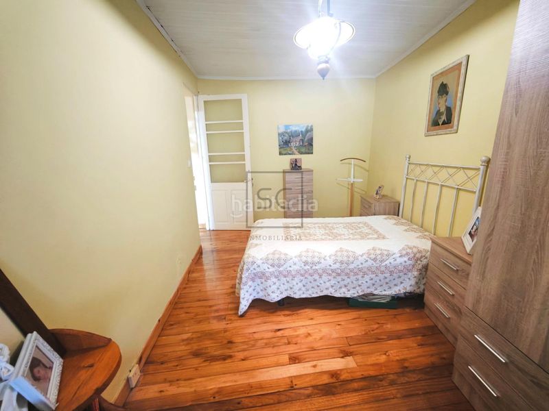 Foto 06346f75-bcda-447d-a85f-8114e7a0227d. Casa adossada a Ortigueira