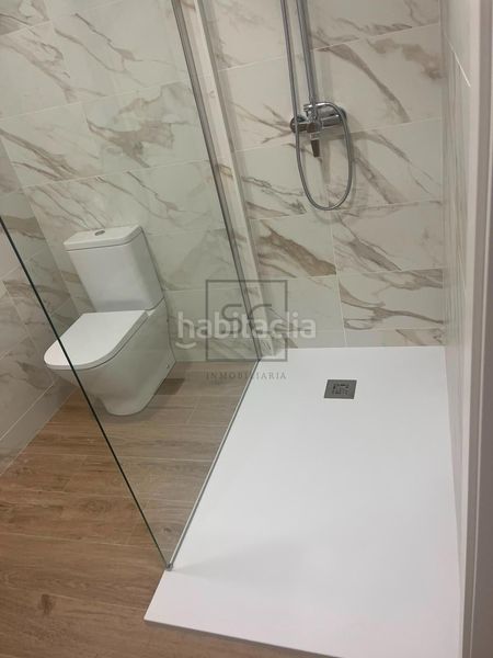 Foto 022c36c4-c7c3-4081-a99e-e1f9a6c9b141. Rent flat in Centro Ferrol
