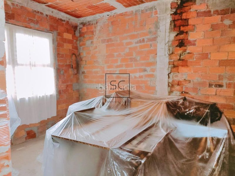 Foto 1b92f863-7434-457f-85e5-d71f1d02d06a. Casa amb calefacció aparcament a Alto del Castaño Narón
