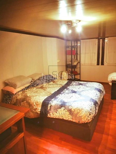 Foto 0cc569a9-9cf0-4d23-9375-23a63d442ff3. Casa adossada a Mañón