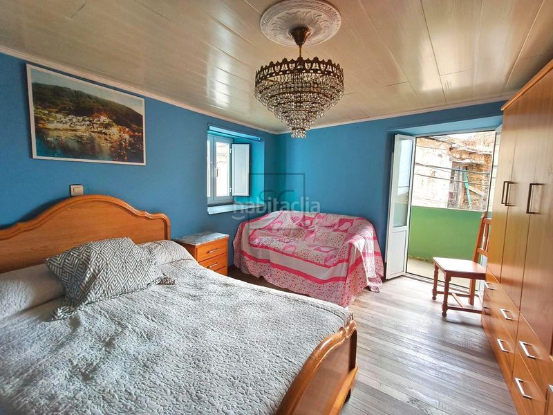 Foto b0bfcc41-6773-41df-84e6-47e233d7a14a. Casa adossada a Mañón