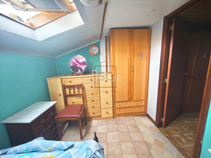 Foto ccc7df8d-35b4-4011-99e8-6e1424f07eea. Casa adossada a Mañón