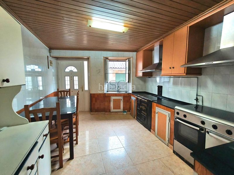 Foto daba6674-199c-41e1-bb84-c0301b9ce132. Casa adossada a Mañón