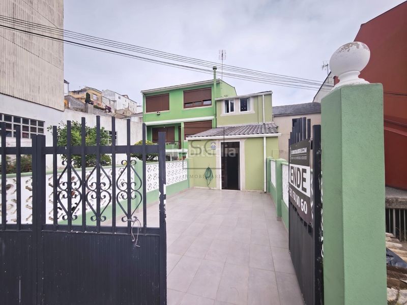 Foto e09ffd2d-0fb0-4ea8-9344-88e221298850. Casa adossada a Mañón