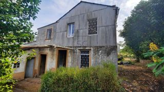 Mas  Couce. Casa rústica para reforma en as somozas