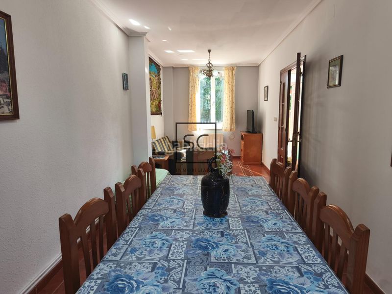 Foto 4e8791b6-722e-431d-97c9-a8573784197f. Casa adossada amb calefacció aparcament a Miño