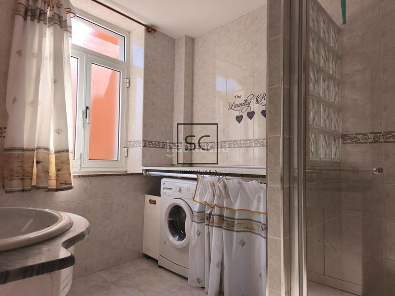 Foto 547a8b84-7e9d-416c-85db-c92e03aa3f88. Casa adossada amb calefacció aparcament a Miño