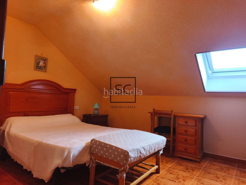 Foto 60e8ce1b-c156-4040-b689-dd0b7054b95a. Casa adossada amb calefacció aparcament a Miño