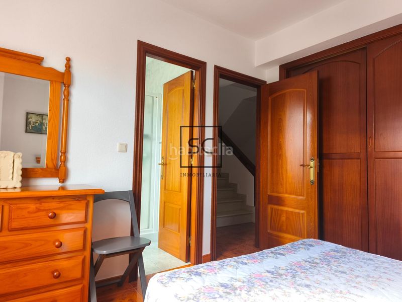 Foto 754cfb2b-e014-42ce-bafd-256c0aac20e4. Casa adossada amb calefacció aparcament a Miño