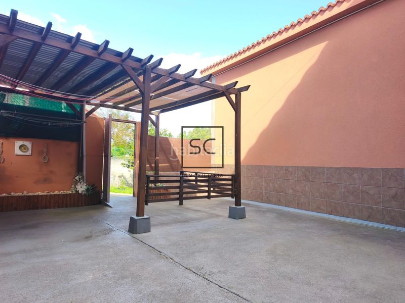 Foto 816af738-eb03-469e-b651-b3e468a1a616. Casa adossada amb calefacció aparcament a Miño