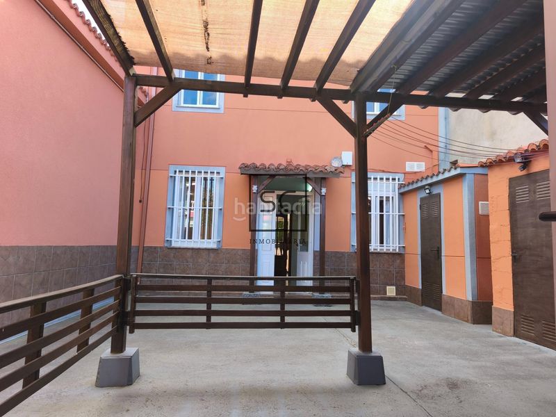 Foto 9105981d-4f7d-4f8f-91ea-d54a22ce3930. Casa adossada amb calefacció aparcament a Miño