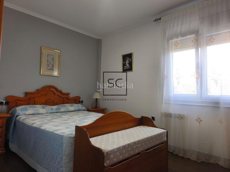 Foto cedb91c7-9fca-4d6e-9510-d716e1eb0643. Casa adossada amb calefacció aparcament a Miño