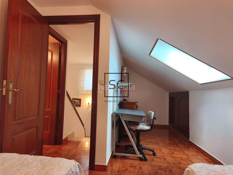 Foto ef842d3b-8eee-4c6d-a6c9-914250018dd7. Casa adossada amb calefacció aparcament a Miño