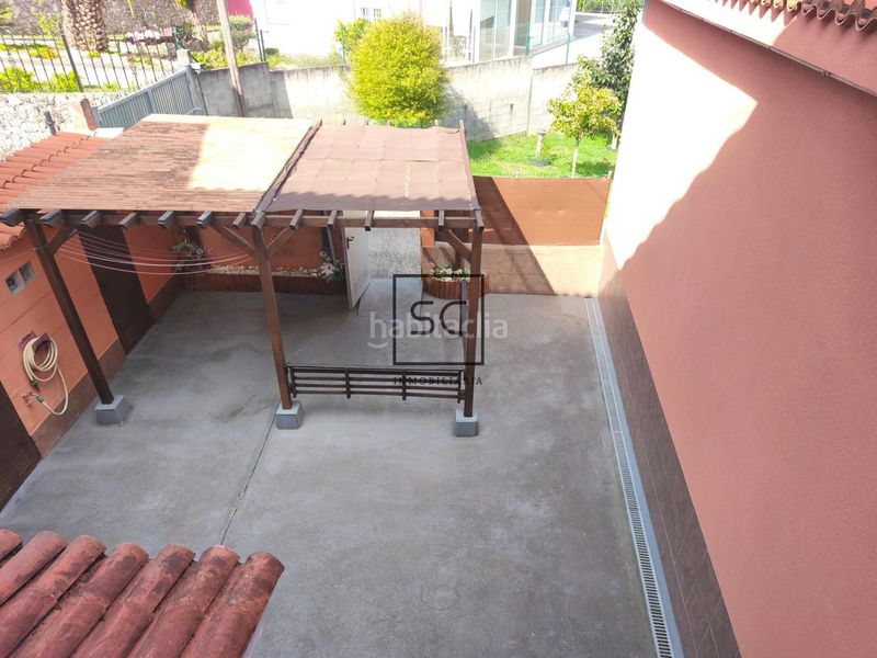 Foto f7c6d69d-f399-47ec-aeba-f17ecade25c9. Casa adossada amb calefacció aparcament a Miño