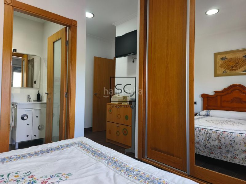 Foto f9172d32-9fa6-4c28-ad29-1fd4ab26c867. Casa adossada amb calefacció aparcament a Miño