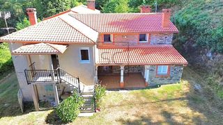 Haus  Lugar da cubela. Conjunto rural de 3 viviendas en cullergondo, abegondo