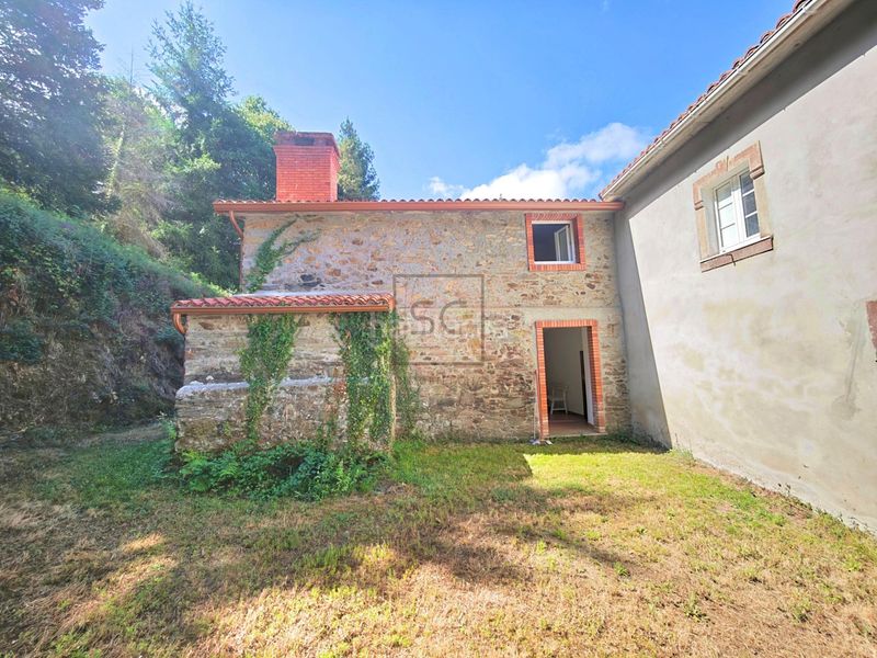 Foto 4f60f0da-fa6a-4dfc-ab05-8e4afc98e710. Casa a Abegondo