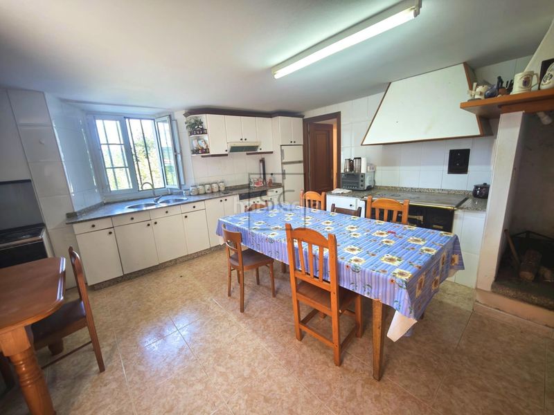 Foto 6f17ac43-e826-4dc4-a858-c6386c0a4ff8. Casa a Abegondo