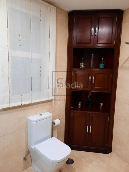 Foto 56cbf26b-f8ec-4760-a83c-bd0476cbf3c3. Rent flat with heating in Centro Ferrol