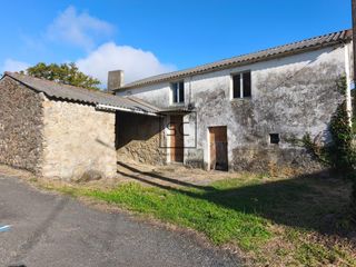 House in Valdoviño. Casa de piedra para reformar en meirás, valdoviño.