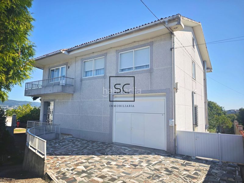 Foto 5f508acc-1f39-43d0-9779-15de03005c33. Casa con riscaldamento parcheggio in A Malata - Catabois - Ciudad Jardín Ferrol
