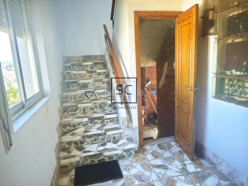 Foto 5fc1a1b8-62c5-4b0f-8211-8483a1764952. Casa con riscaldamento parcheggio in A Malata - Catabois - Ciudad Jardín Ferrol