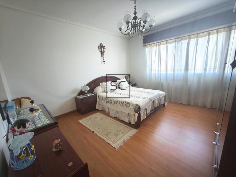 Foto 662d707d-ba89-47f3-b7d7-f5b145c2c95c. Casa con riscaldamento parcheggio in A Malata - Catabois - Ciudad Jardín Ferrol