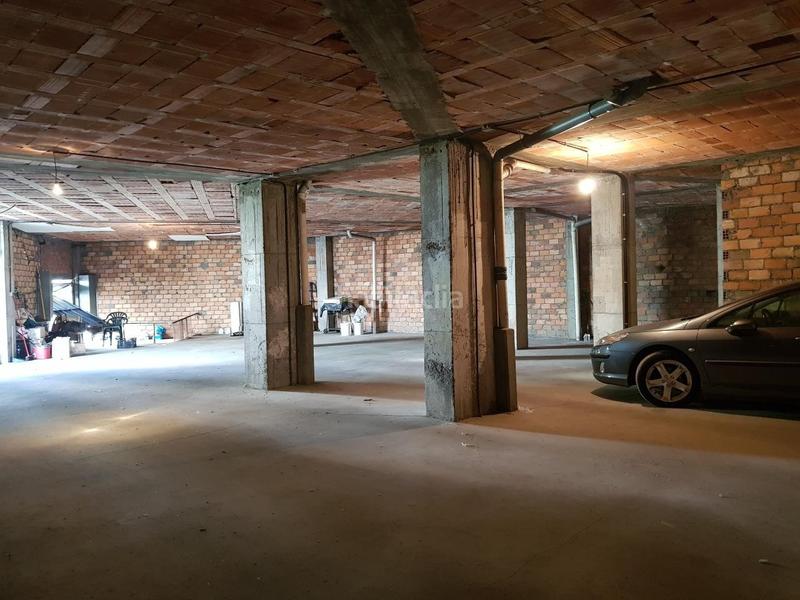 Foto 72d20398-e7a5-4a74-abcb-9bc21b839de1. Local comercial local en venta en perlio, en Fene