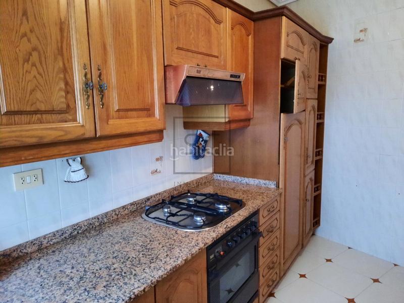 Foto 7c9822ce-0d1a-4d78-987e-290c09d33057. Haus mit parking in A Malata - Catabois - Ciudad Jardín Ferrol