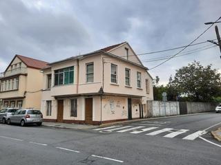 Casa a Alto del Castaño. Casa con finca en zona urbana para reformar en santa cecilia, na