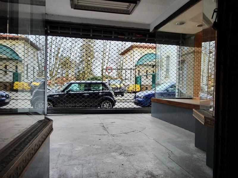 Foto 6ef58a23-ee39-46e1-a882-eea1058f67b0. Lloguer local comercial a Centro Ferrol