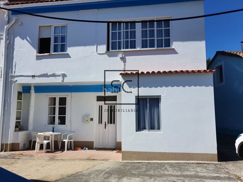 Foto 1825ce3e-d28e-4e89-9097-5fa8cde162e8. Casa amb aparcament a Mugardos