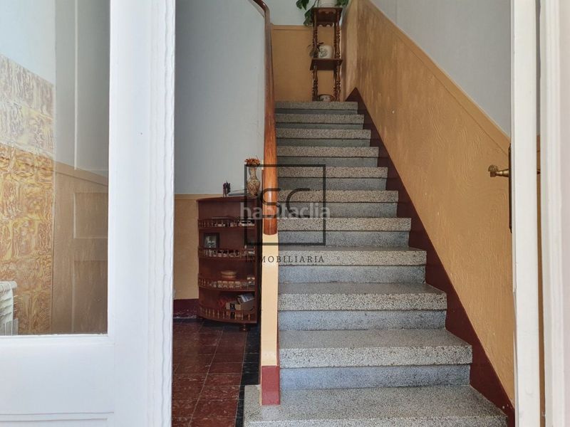 Foto 7b726d87-8f7c-4df0-b5d8-d7c5c369eb8c. Casa amb aparcament a Mugardos