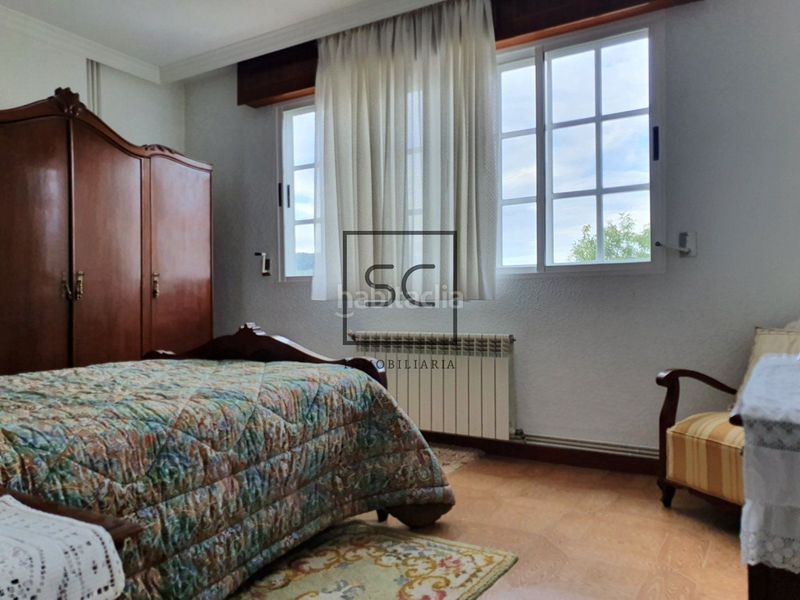 Foto bb26df5d-047b-4f45-95d4-e85ffe73c9c7. Casa amb aparcament a Mugardos