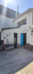 Chalet à Neda. Se vende casa pareada para reformar en neda, neda