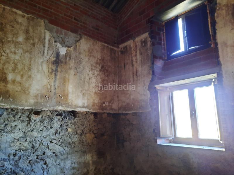 Foto 76e2bdaf-d804-4dd8-9a71-5baa8f90b5f0. Casa  de piedra para acondicionamiento interior en pedroso, en Narón