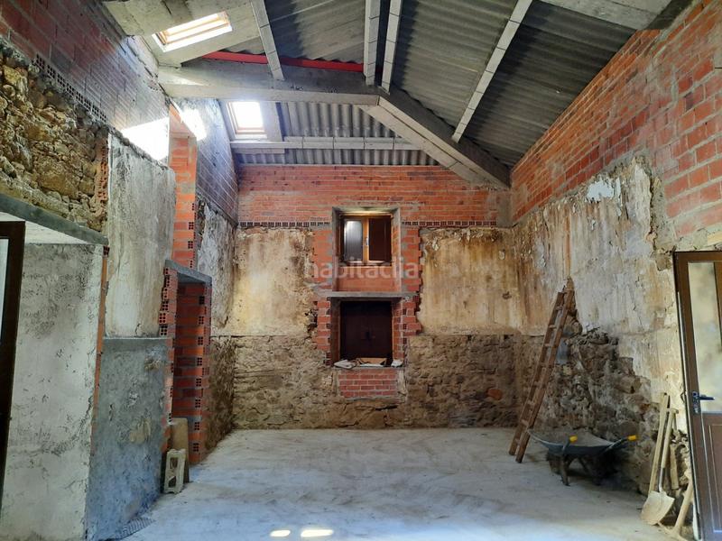 Foto c4df4100-2790-48cd-8fce-edbd217dc287. Casa  de piedra para acondicionamiento interior en pedroso, en Narón