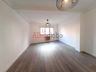 Pis  Calle picasso. Venta de piso de tres dormitorios zona elorza  milan