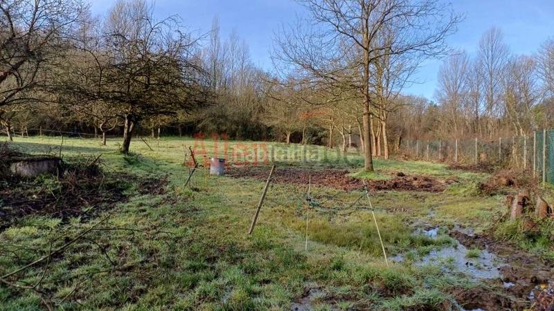 Foto 0e6fcae9-8a49-4eaf-b9c8-fe055286f4cf. Wohngrundstück in Parroquias Sur - La Manjoya Oviedo