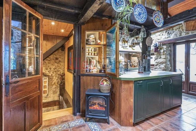 Foto 87fd131a-fbb5-4bc4-8b68-8267be3476a3. Casa con riscaldamento in Parroquias Norte Siero