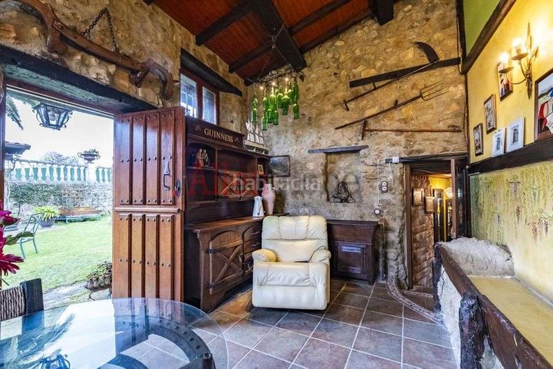 Foto d703c8a0-3d1b-4f9f-90d7-45016a42e01d. Casa con riscaldamento in Parroquias Norte Siero