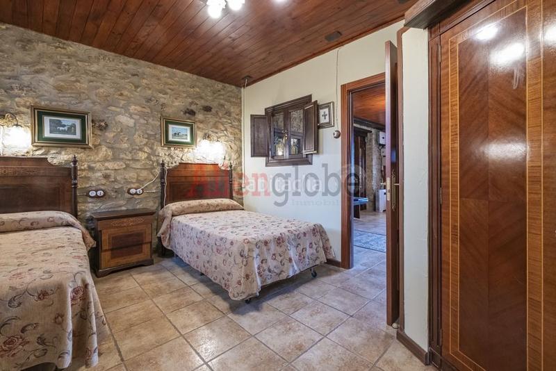 Foto d8b6cf62-24f2-4bc8-8de0-81ff7611e712. Casa con riscaldamento in Parroquias Norte Siero